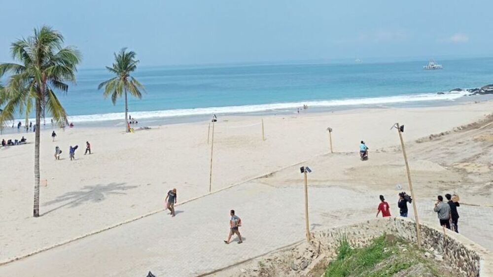 Rio by The Beach: Destinasi Pantai Terbaru Instagramable yang Memukau ...