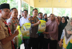 Ratusan Warga Gunung Megang Serbu Gerakan Pasar Murah