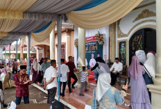 Bupati Toha : Hari Raya Idul Fitri, Momen Pererat Silaturahmi Pemerintah dan Masyarakat 
