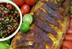 Warna Emas di Atas Bara, Nikmatnya Ikan Bakar Bumbu Kuning Khas Nusantara