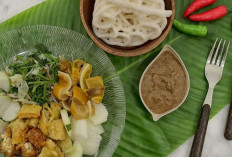 Rujak Cingur Khas Surabaya: Kuliner Legendaris yang Kaya Rasa dan Budaya