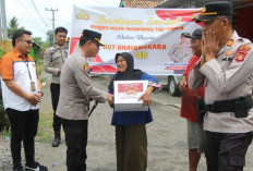 ‎Polres OKU Timur Salurkan 417 Paket Bantuan Sosial Kepada Masyarakat  ‎