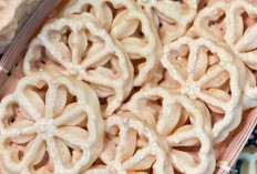 Kue Kembang Goyang : Camilan Tradisional yang Tetap Eksis di Tengah Modernisasi Kuliner
