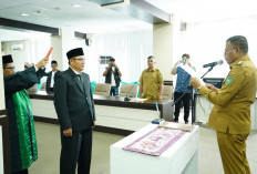 Lantik Direktur Perumda Tirta Prabujaya, H Arlan Tekankan Peningkatan Pelayanan dan Perbaiki Jaringan Bocor