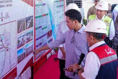 Bupati Ogan Ilir Dampingi Wapres Gibran Tinjau Proyek Tol Palembang-Betung