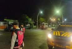 Jaga Kamtibmas Gelar Patroli Presisi  Salat Tarawih