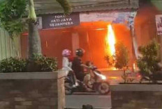 Toko Mebel di Prabumulih Ludes Terbakar : Begini Kronologi Lengkap dan Dugaan Asal Api !