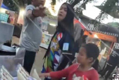 ​Aksi Wanita Ngamuk Acak-acak Dagangan di Kambang Iwak Viral di Medsos!