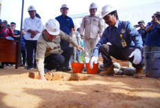 Pabrik Minyak Merah Pertama di Sumatera Selatan : Petani Sawit Makin Sejahtera !