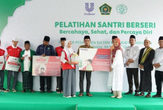 Pepsodent Berikan Pelatihan dan Edukasi Kesehatan Gilut kepada Santri Ponpes SMB Palembang Jelang Ramadan