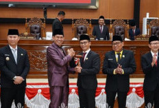 Deddy Arianto Resmi Jabat Ketua DPRD Muara Enim : Pj. Bupati Optimis Hubungan Eksekutif-Legislatif Solid !