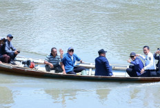 Prihatin Akses Siswa, Herman Deru Pastikan Jembatan Banuayu–Talang Sawah Dibangun 2025