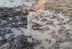Sumur Bor Milik Warga di OKU Timur Semburkan Gas Metana dan Api