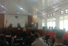 Sidang Putusan Rosi Ditunda, Hakim Perhatikan Penerapan KUHP dan KUHAP Baru, Keluarga Korban Kecewa!