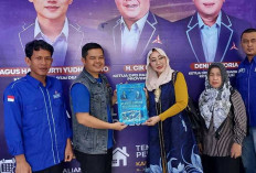 Datangi DPC Demokrat Prabumulih, Dr Rika Novalina Ambil Formulir Calon Wakil Walikota 