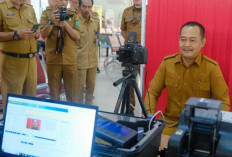 Kolaborasi dengan JNE, Warga Kini Terima Dokumen Kependudukan Langsung di Rumah