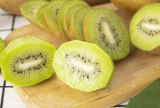 Jaga Kesehatan Tulang dan Cegah   Osteoporosis dengan Kulit Kiwi