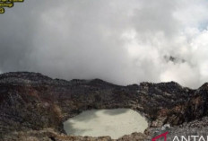 Gunung Dempo Masih Berstatus Waspada : Fenomena Perubahan Warna Kawah dan Aktivitas Gempa Meningkat !