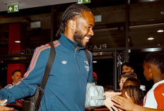 Raheem Sterling Hijrah ke Belanda