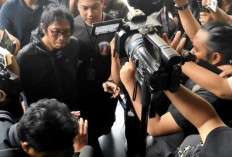 Pembunuh Aktor Laga Sandy Permana Cukur Rambut untuk Hilangkan Jejak :  Ditangkap di Karawang !