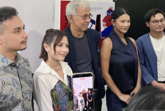 Prilly Latuconsina Soroti Relasi Sosial Lewat Peran Pocong di Film 'Holy Crowd'