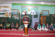 Edison Beri Santunan kepada Guru Ngaji