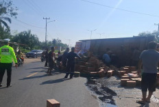 Rem Blong, Pasutri Tewas Tertimpa Truk
