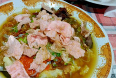  Soto Padang, Kriuk Dendeng Badaruak Bikin Rame