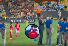 Misteri Peran Kluivert di Timnas Indonesia: Pelatih Sesungguhnya atau Hanya Simbol?