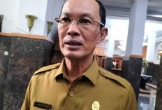 Mantan Walikota Palembang Harnojoyo DIperiksa Penyidik Bareskrim Polri  di Polda Sumsel !
