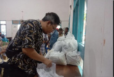 Pemkot Palembang Salurkan 1.800 Paket Sembako  untuk Warga Miskin 