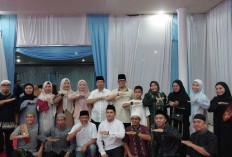 Tutup Safari Ramadan, Bupati OKU Ajak Pasukan Kuning dan Guru SR Tarawih Bersama