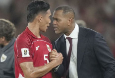 Bek Tangguh! Rizky Ridho Dipuji Kluivert