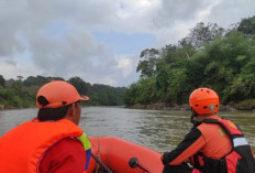 Pengamen  Hilang Terseret Arus Sungai Musi di Empat Lawang