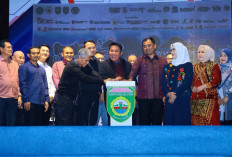 Gubernur Herman Deru Tegaskan Festival Danau Ranau Jadi Ikon Wisata Unggulan Sumsel