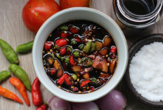 Sambal Kecap, Pelengkap Sederhana yang Jadi Ikon Rasa Nusantara