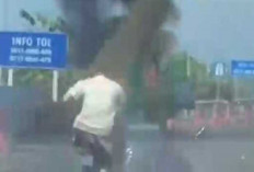 Bawa Motor Listrik,  Pikap Terbakar di Gerbang Tol Kramasan: Ini Kata Polisi !