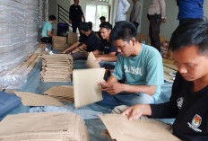 KPU Kota Prabumulih Lakukan Sortir dan Packing Sampul Surat Suara