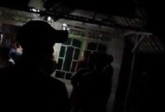 Kades di Rambang Kuang Ogan Ilir Digerebek Warga Diduga Lakukan Asusila ke Remaja dibawah umur