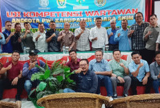 PWI Muara Enim Jajaki Training Of Trainer Untuk UKW