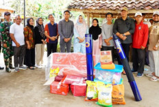 TP PKK Prabumulih Serahkan Bantuan kepada Korban Kebakaran di Sungai Medang