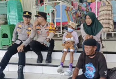 Demi Pulang Kampung, Keluarga Ini Jalan Kaki 3 Bulan dari Surabaya ke Muba
