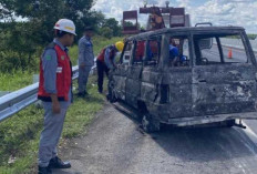 Tragedi Tol Terpeka : Mobil Kijang Hangus Terbakar, Begini Kondisi 3 Penumpangnya!