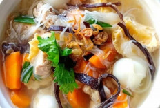 Semangkuk Kehangatan Sup Kimlo, Kuliner Berkuah Kaya Isian yang Tak Pernah Kehilangan Penggemar