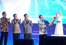 Pj Gubernur Agus Fatoni Dampingi Mendagri Tito Karnavian Buka Rakornas Dukcapil 2023 