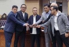 Rusdi Gantikan Sahroni Jabat Wakil Ketua Komisi III DPR RI