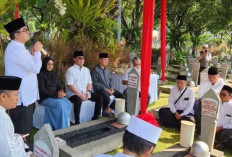 Peringati Haul ke-12 Taufiq Kiemas di TMP Kalibata