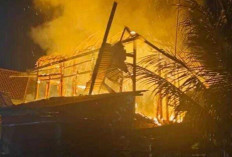 Korsleting Listrik, Rumah Semi Permanen Ludes Terbakar