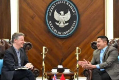 Seskab Teddy-Dubes Australia Bahas Kunjungan PM Albanese   
