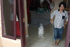  Puluhan Rumah Warga Baturaja Dikepung Banjir : Warga Panik di Tengah Suasana Lebaran !